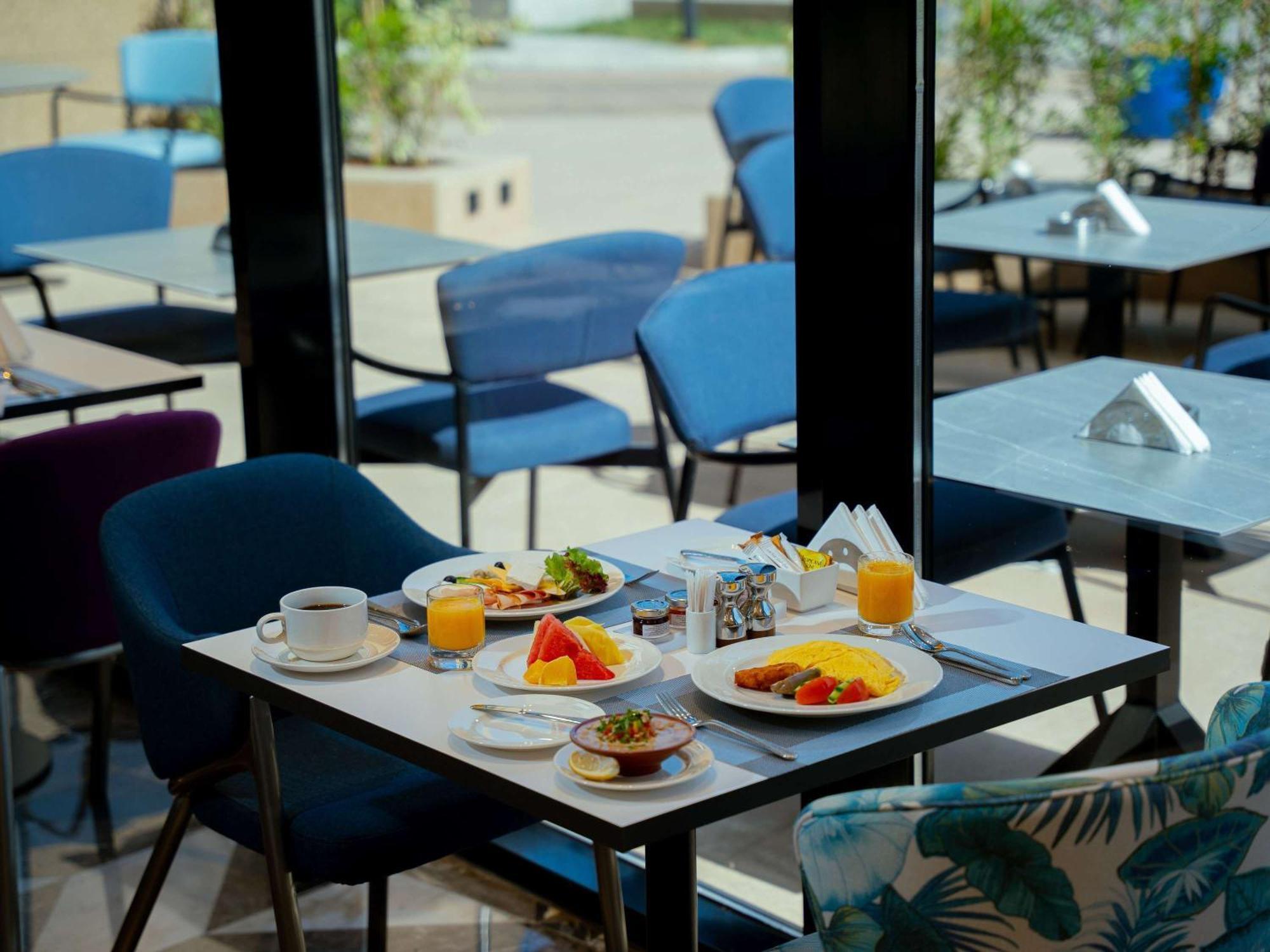 Mercure Riyadh Al Anoud Ngoại thất bức ảnh
